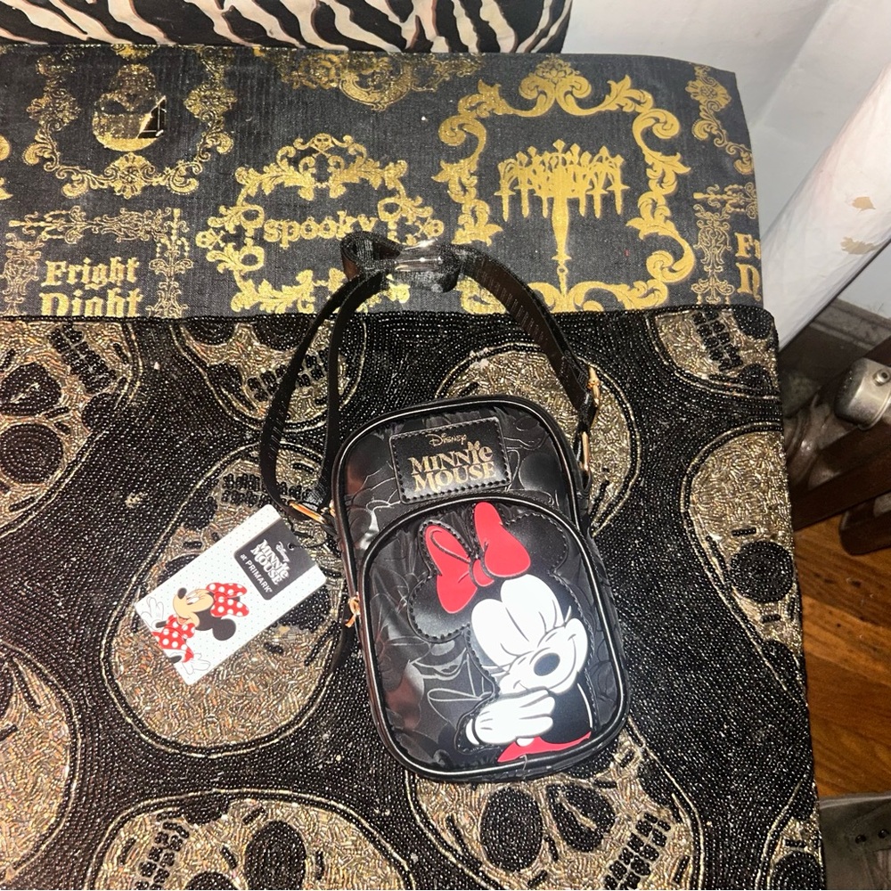 Minnie Mouse Disney Crossbody purse phone holder - Picture 5 of 12